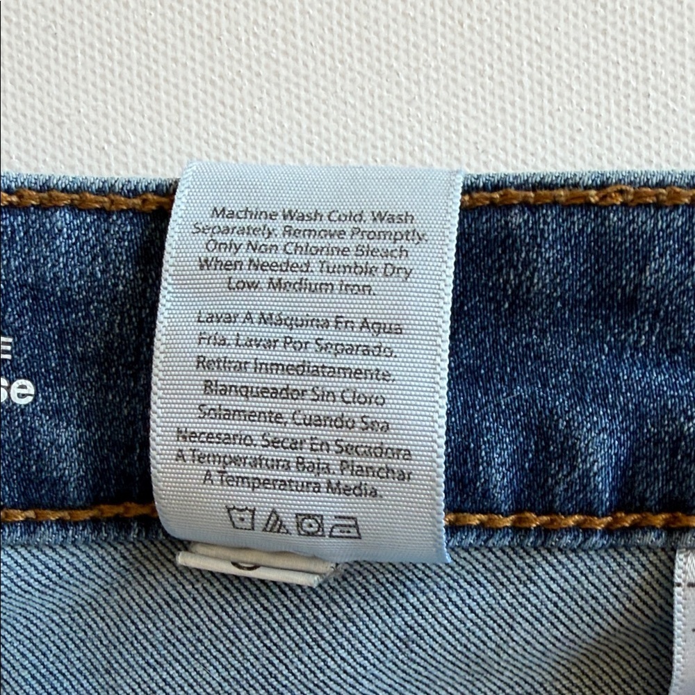 Time and Tru Curvy High Rise Skinny Jeans Dark Wash Stretch Size 16P - Picture 5 of 10